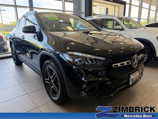 more details - mercedes-benz gla