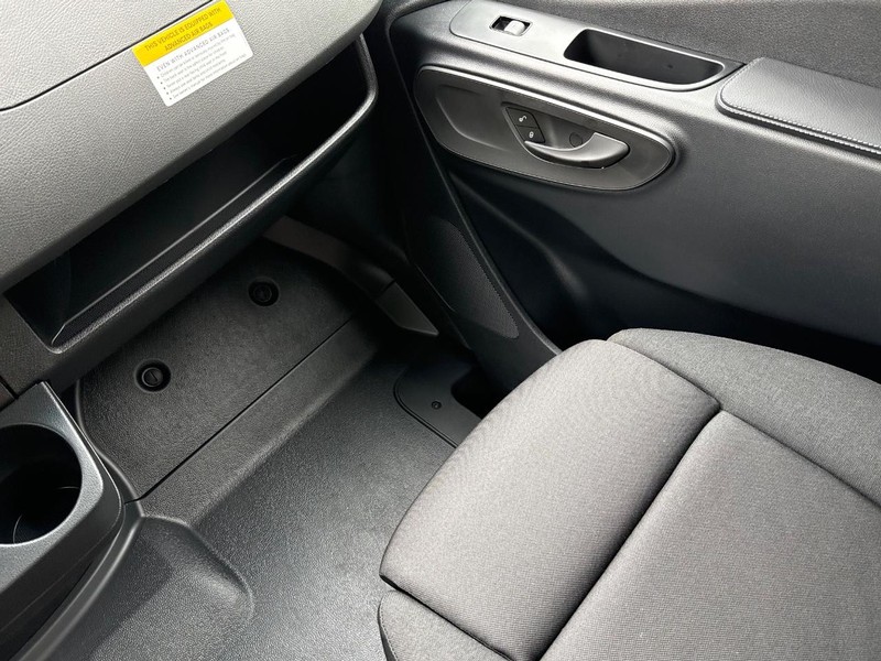 Mercedes-Benz Sprinter Van Vehicle Image 10