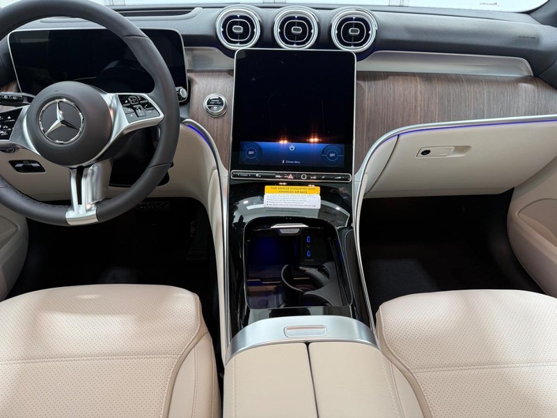 Mercedes-Benz GLC Vehicle Image 6