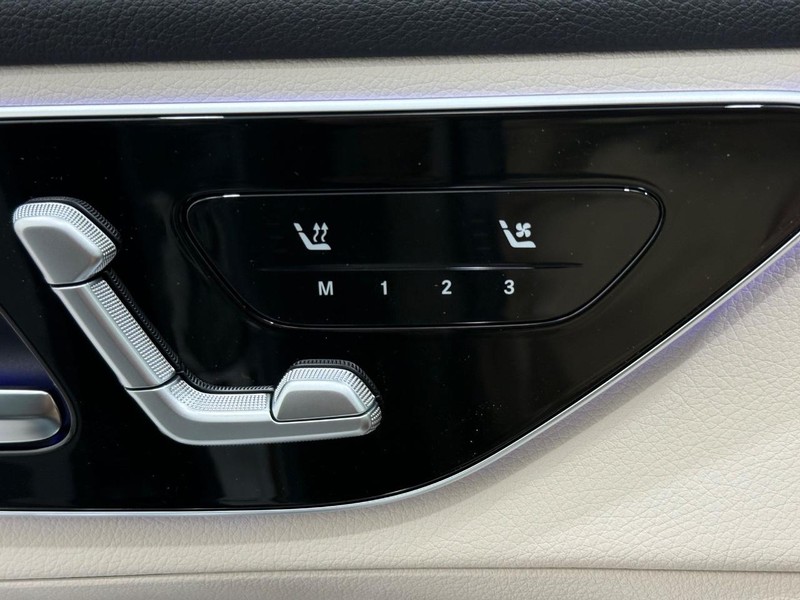 Mercedes-Benz GLC Vehicle Image 10