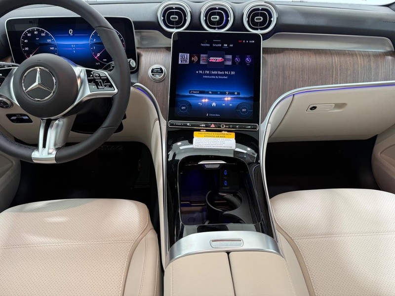 Mercedes-Benz GLC Vehicle Image 6