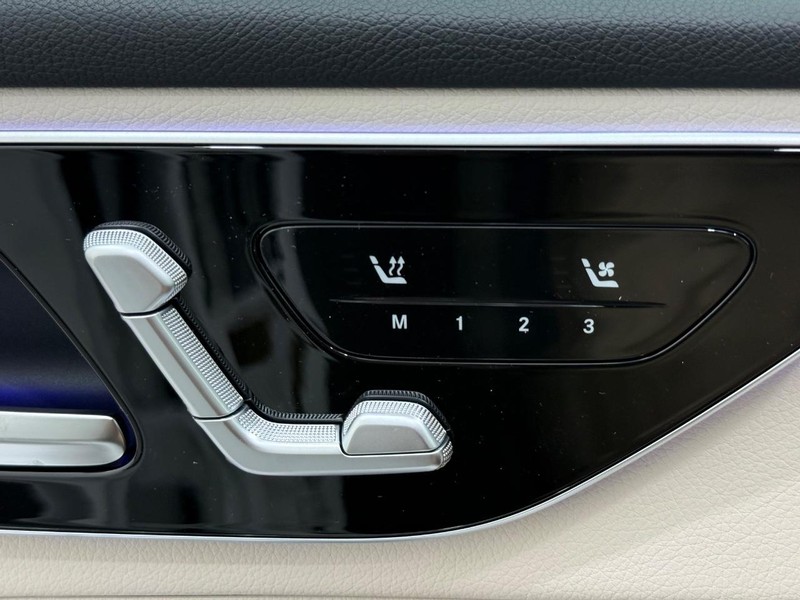 Mercedes-Benz GLC Vehicle Image 10