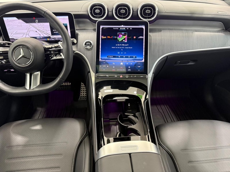 Mercedes-Benz GLC Vehicle Image 9