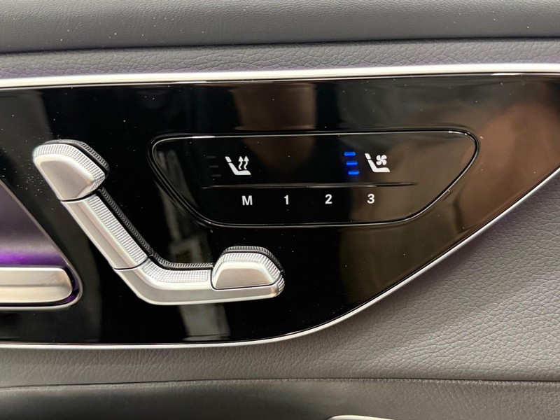 Mercedes-Benz GLC Vehicle Image 13