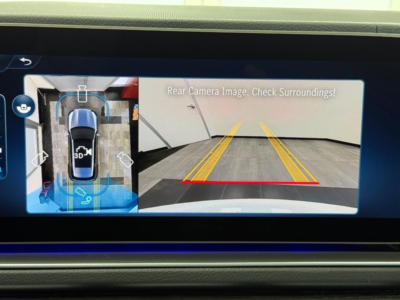 Mercedes-Benz GLE Vehicle Image 14