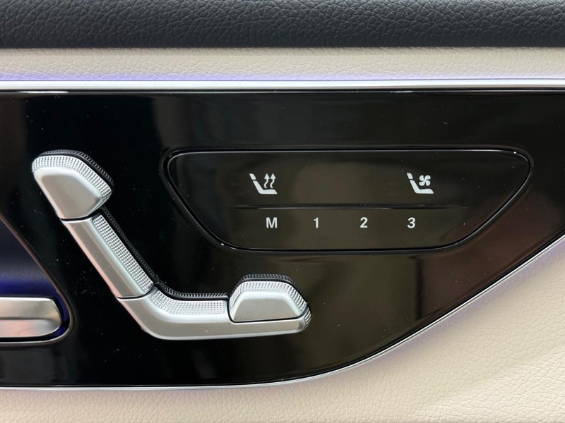Mercedes-Benz GLC Vehicle Image 10