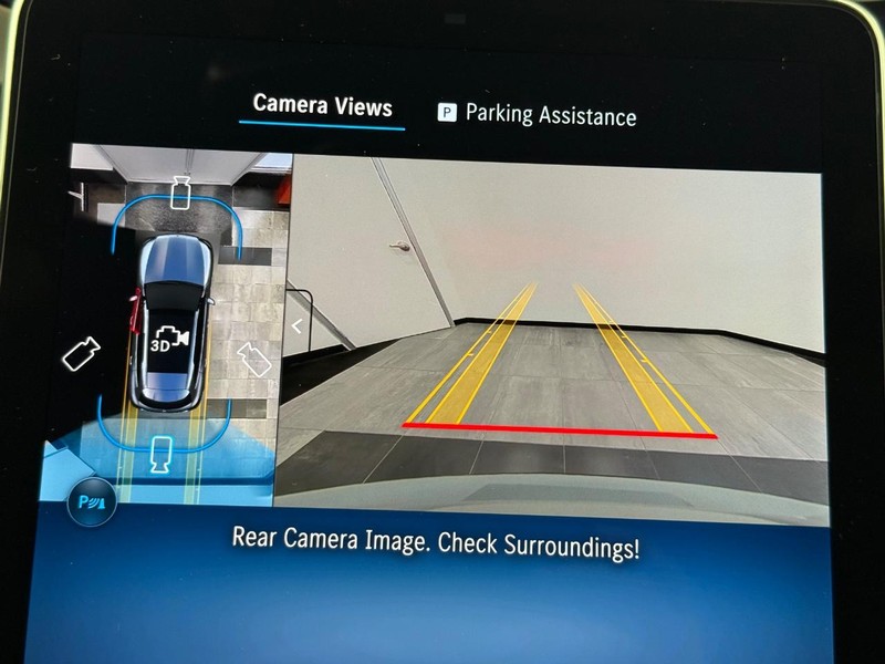 Mercedes-Benz GLC Vehicle Image 14