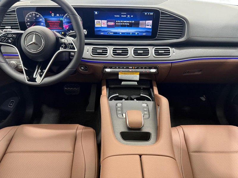 Mercedes-Benz GLE Vehicle Image 6