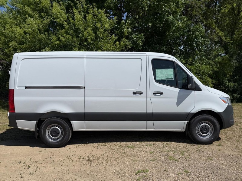 Mercedes-Benz Sprinter Van Vehicle Image 2