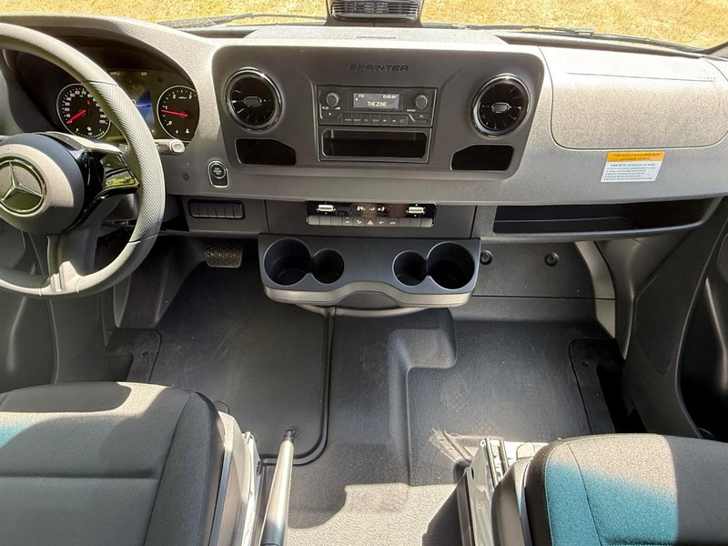 Mercedes-Benz Sprinter Van Vehicle Image 7