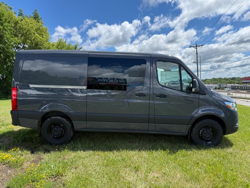 Mercedes-Benz Sprinter Van Vehicle Image 2