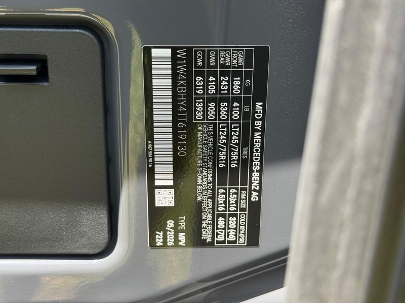 Mercedes-Benz Sprinter Van Vehicle Image 18