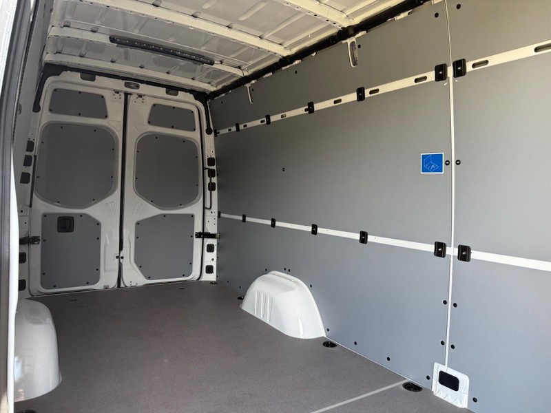 Mercedes-Benz Sprinter Van Vehicle Image 5