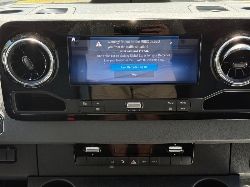 Mercedes-Benz Sprinter Van Vehicle Image 8