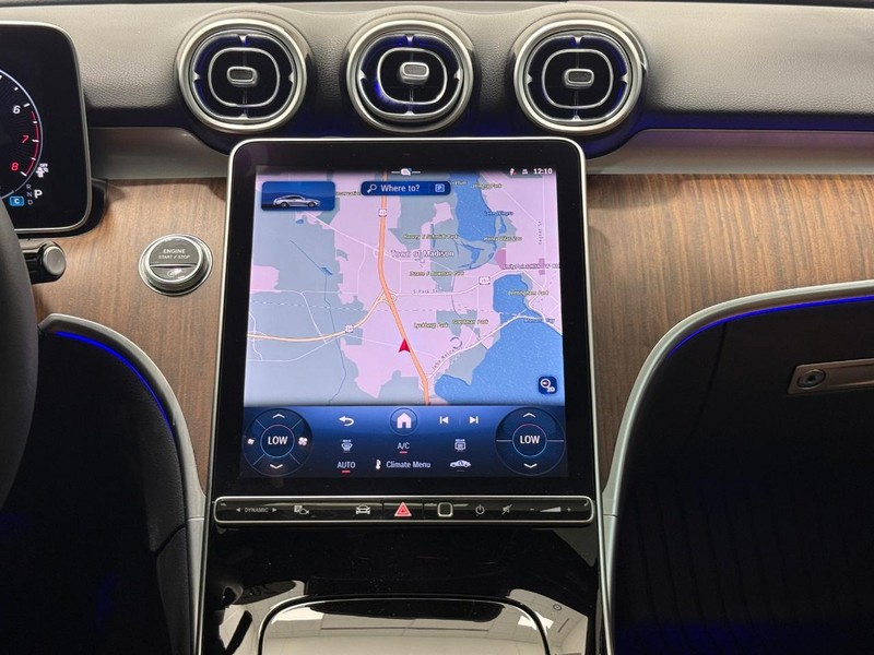 Mercedes-Benz CLE Vehicle Full-screen Gallery Image 10