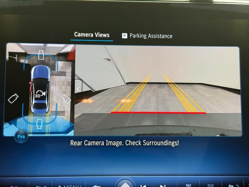 Mercedes-Benz E-Class Vehicle Image 13