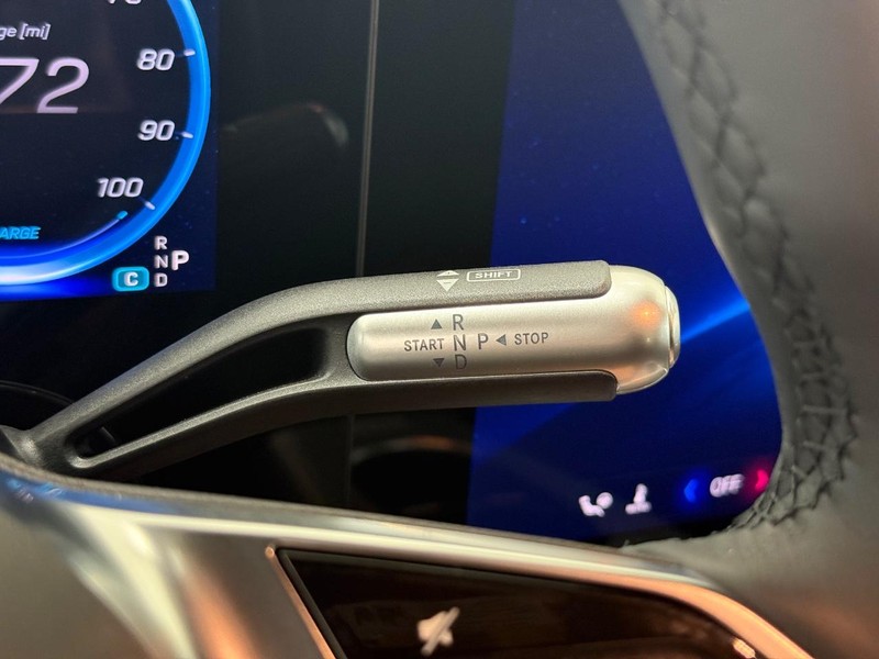 Mercedes-Benz CLA Vehicle Image 16
