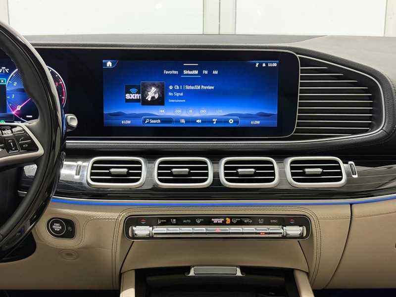 Mercedes-Benz GLE Vehicle Image 10