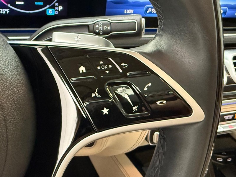 Mercedes-Benz GLE Vehicle Image 15