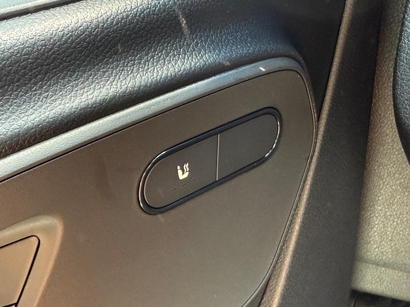 Mercedes-Benz Sprinter Van Vehicle Image 14