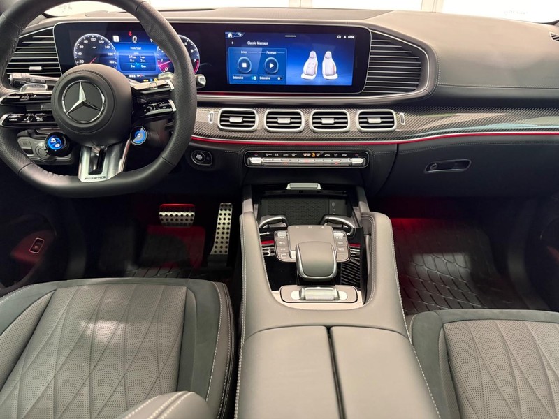 Mercedes-Benz GLE Vehicle Image 9