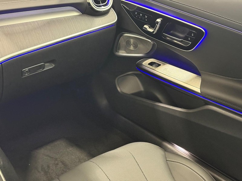 Mercedes-Benz CLE Vehicle Image 9