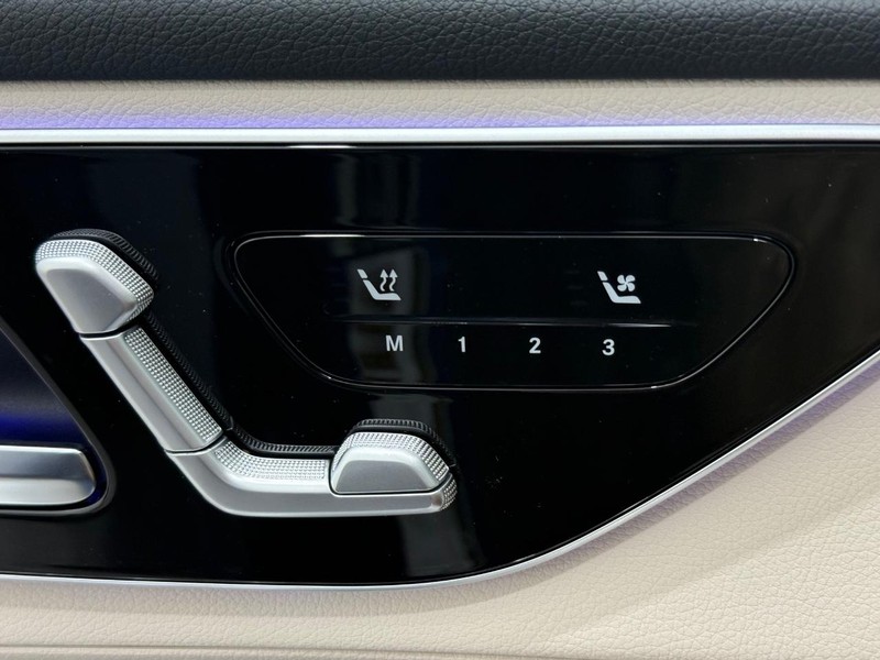 Mercedes-Benz GLC Vehicle Image 10