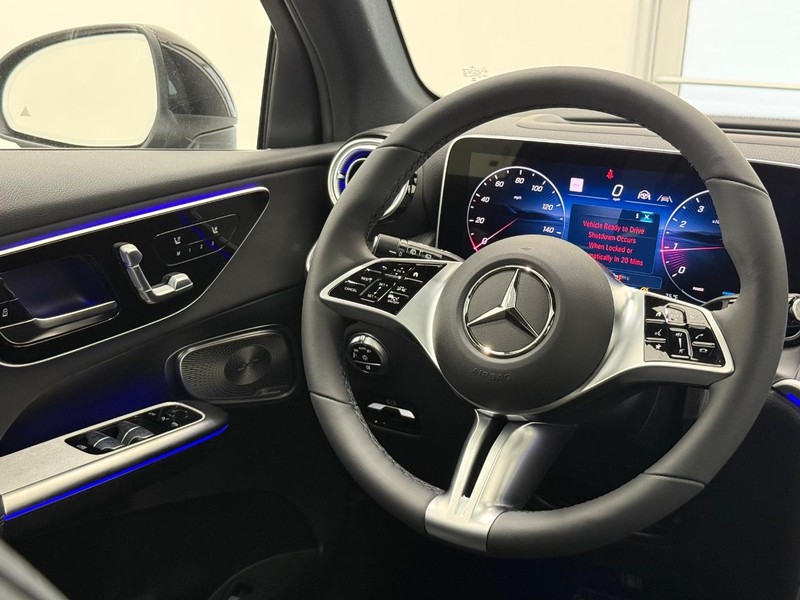 Mercedes-Benz GLC Vehicle Image 7