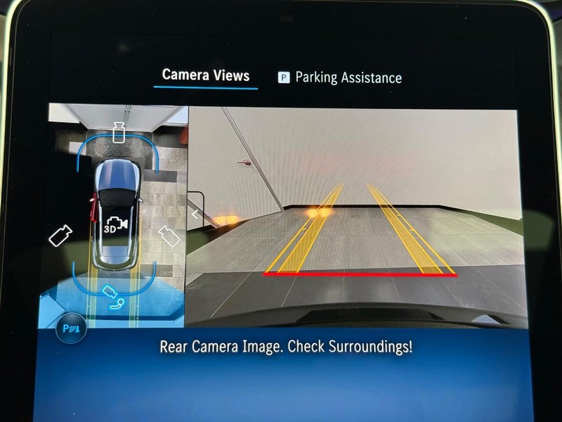 Mercedes-Benz GLC Vehicle Image 13