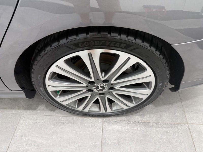 Mercedes-Benz CLA Vehicle Image 5
