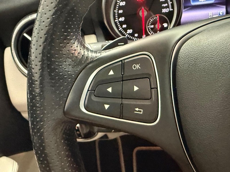 Mercedes-Benz CLA Vehicle Image 14