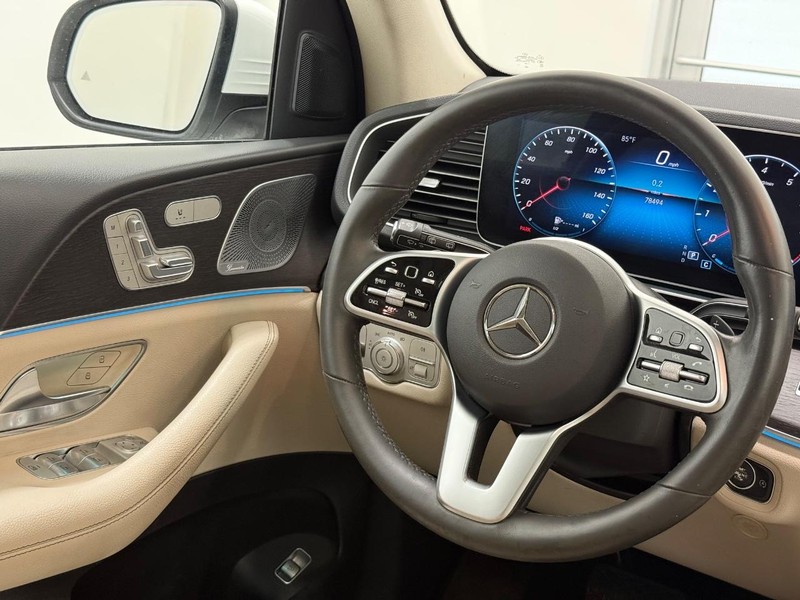 Mercedes-Benz GLE Vehicle Image 10