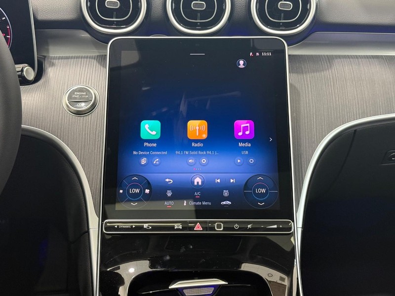 Mercedes-Benz C-Class Vehicle Image 7