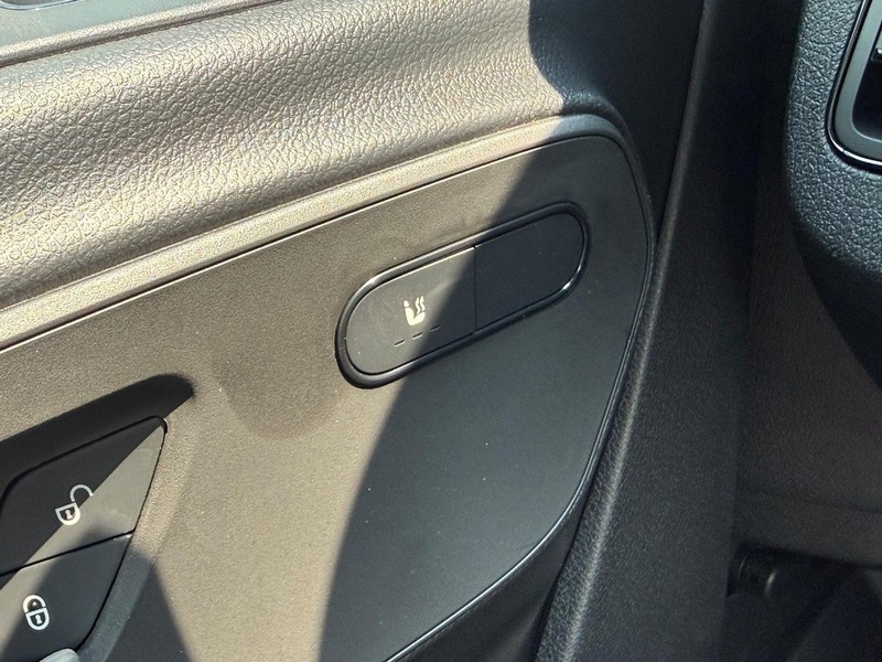 Mercedes-Benz Sprinter Van Vehicle Image 15