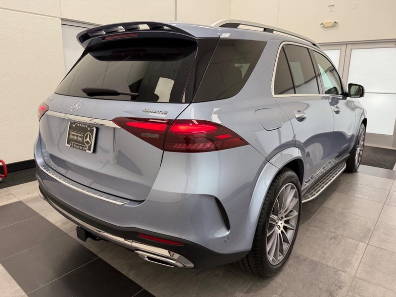 Mercedes-Benz GLE Vehicle Image 2