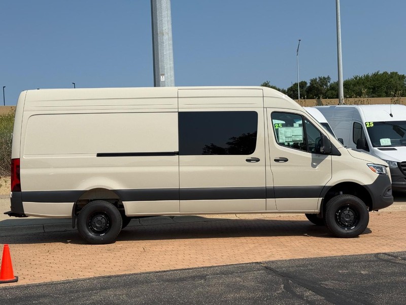 Mercedes-Benz Sprinter Van Vehicle Image 2