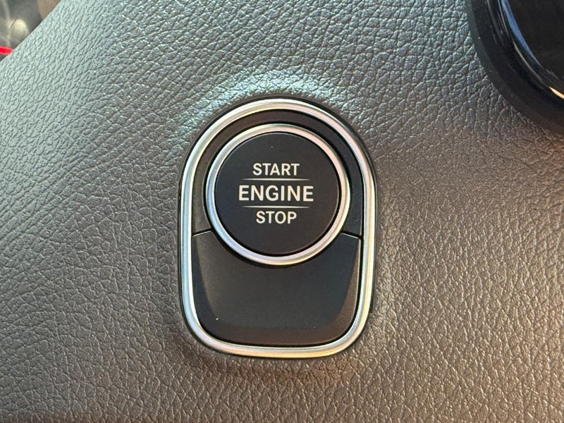 Mercedes-Benz Sprinter Van Vehicle Image 17