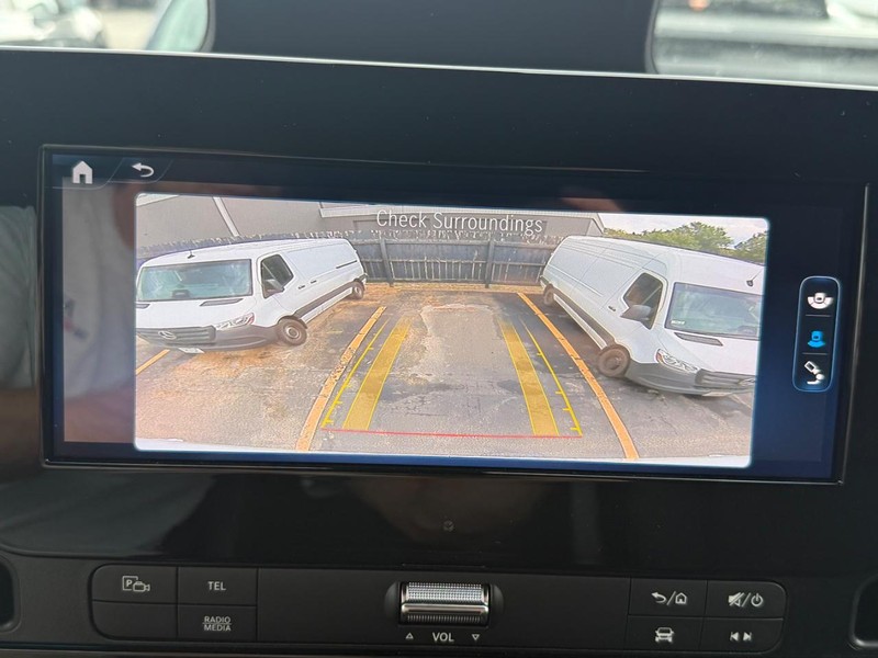 Mercedes-Benz Sprinter Van Vehicle Image 14