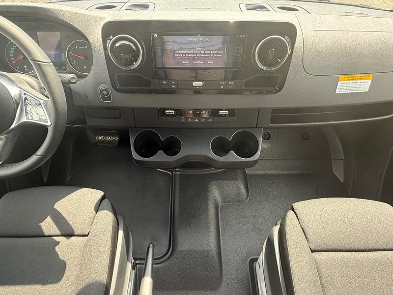 Mercedes-Benz Sprinter Van Vehicle Image 7