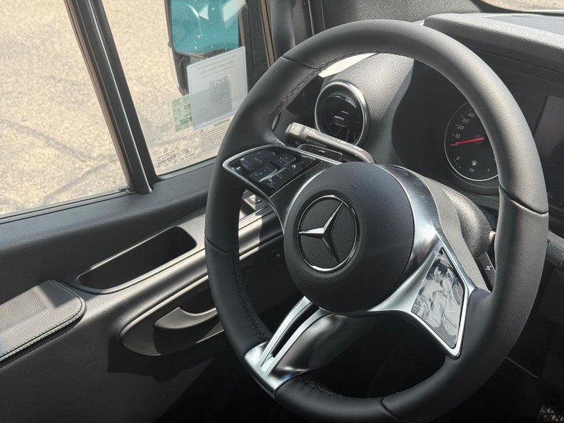 Mercedes-Benz Sprinter Van Vehicle Image 9