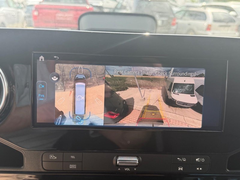 Mercedes-Benz Sprinter Van Vehicle Image 14