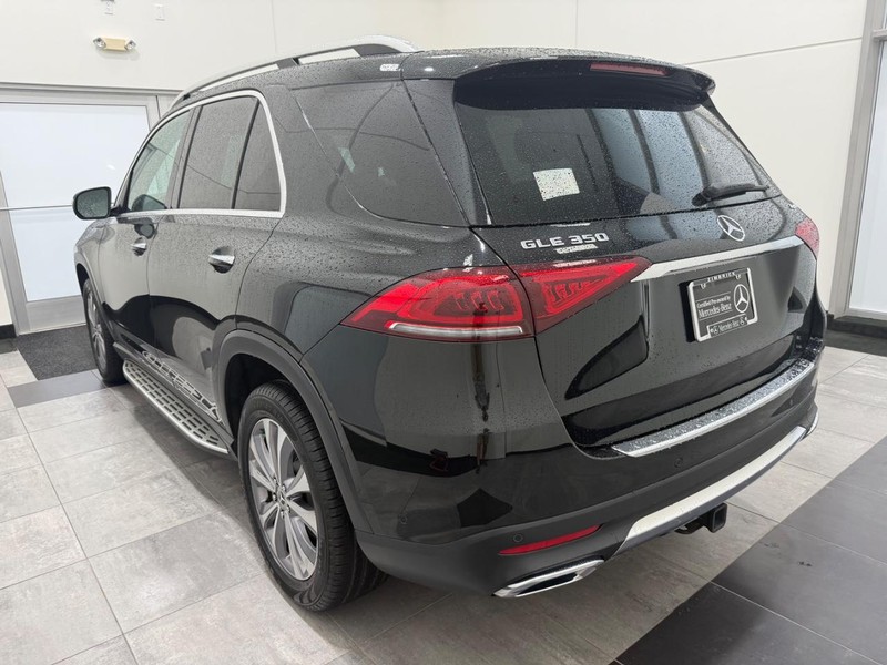 Mercedes-Benz GLE Vehicle Image 4