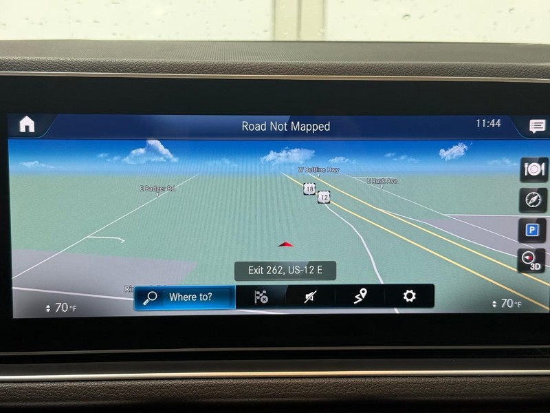 Mercedes-Benz GLE Vehicle Image 19