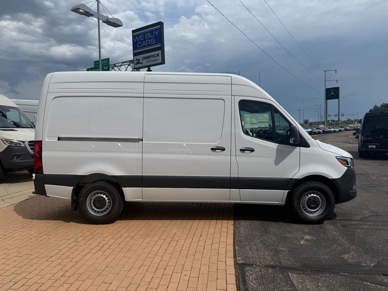 Mercedes-Benz Sprinter Van Vehicle Image 2