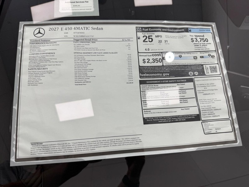 Mercedes-Benz E-Class Vehicle Image 4