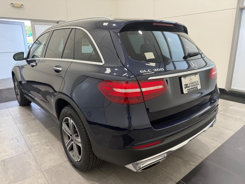 Mercedes-Benz GLC Vehicle Image 4
