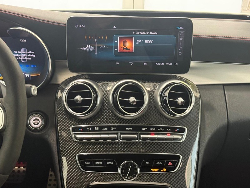 Mercedes-Benz C-Class Vehicle Image 11