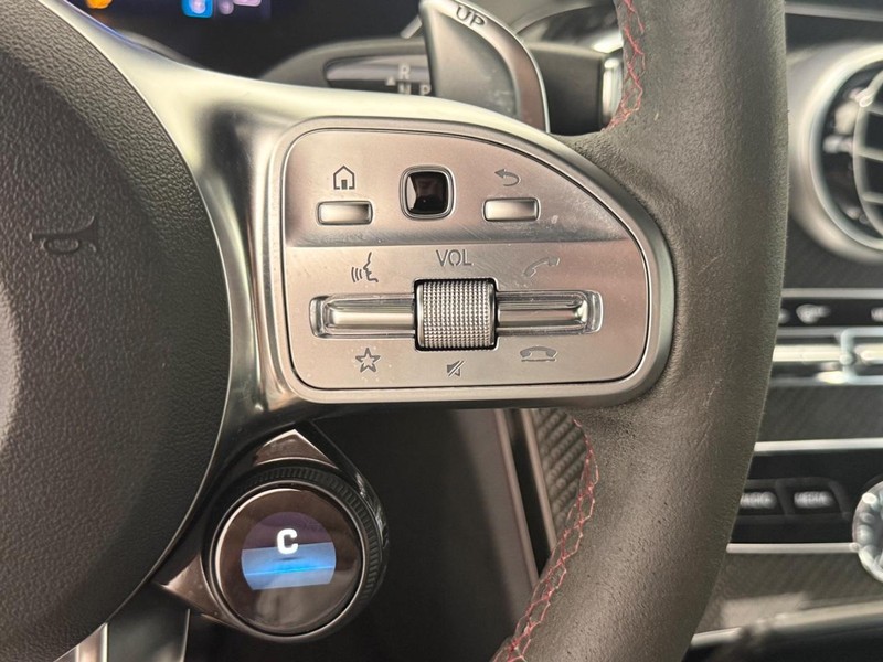 Mercedes-Benz C-Class Vehicle Image 16
