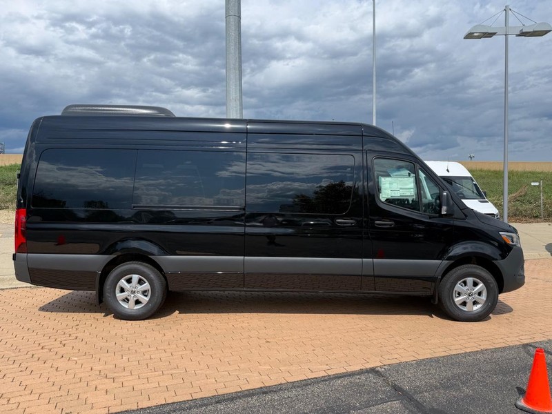 Mercedes-Benz Sprinter Passenger Van Vehicle Image 2