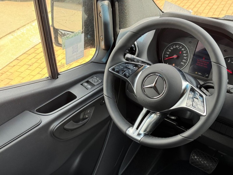 Mercedes-Benz Sprinter Passenger Van Vehicle Image 8